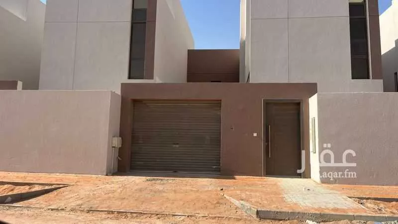 5 bedroom villa in Riyadh 13