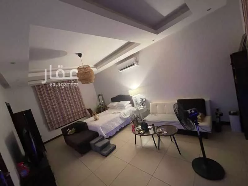 8 bedroom villa in Al Hamra 3