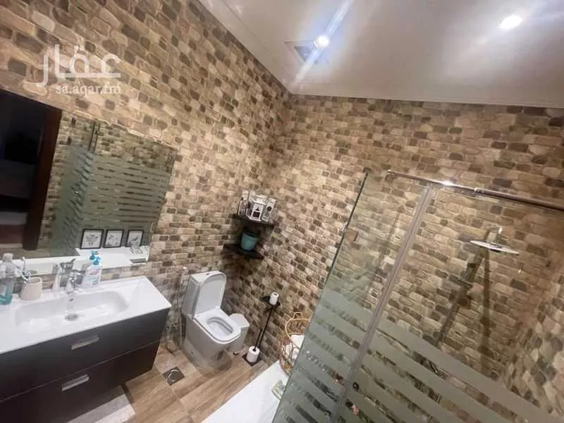 8 bedroom villa in Al Hamra 22