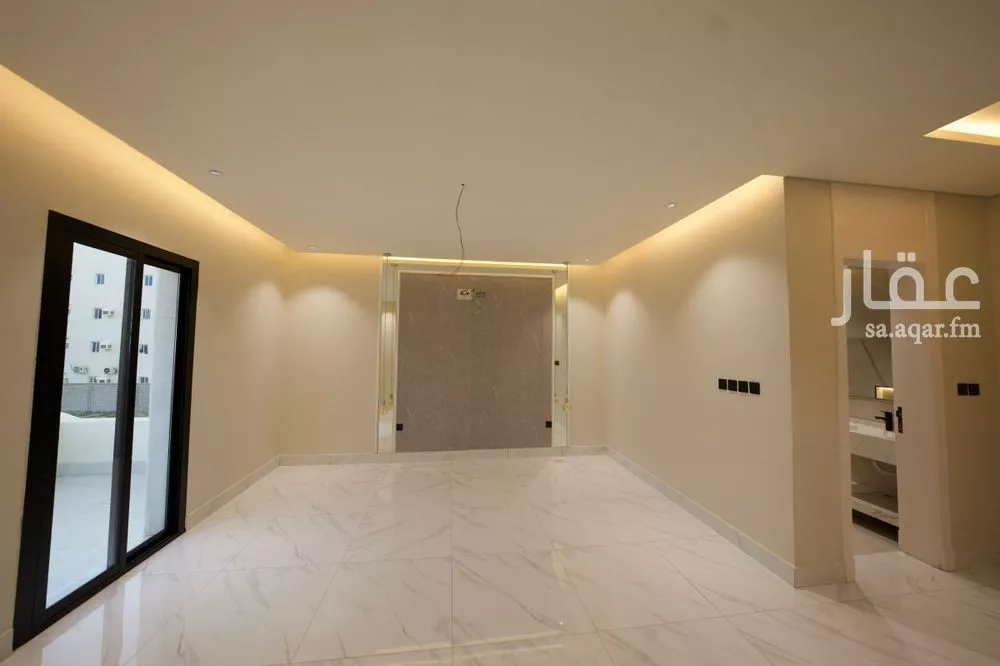 8 bedroom villa in Al Rahmaniyyah 5