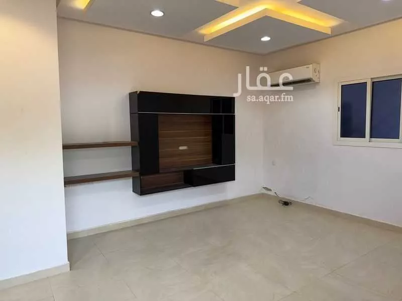 دور 5 غرف في عرقة 11