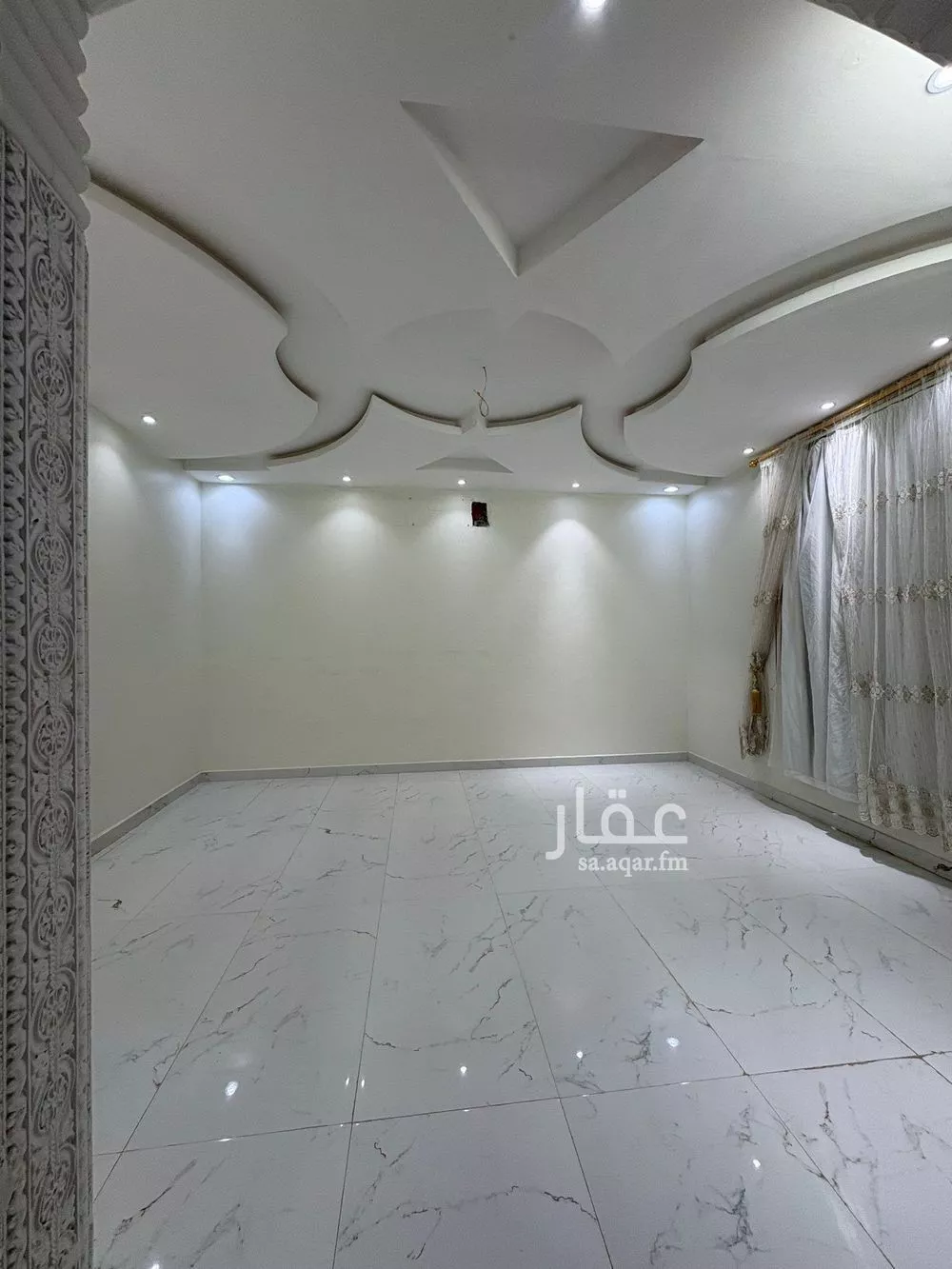 6 bedroom floor in Tuwaiq 15