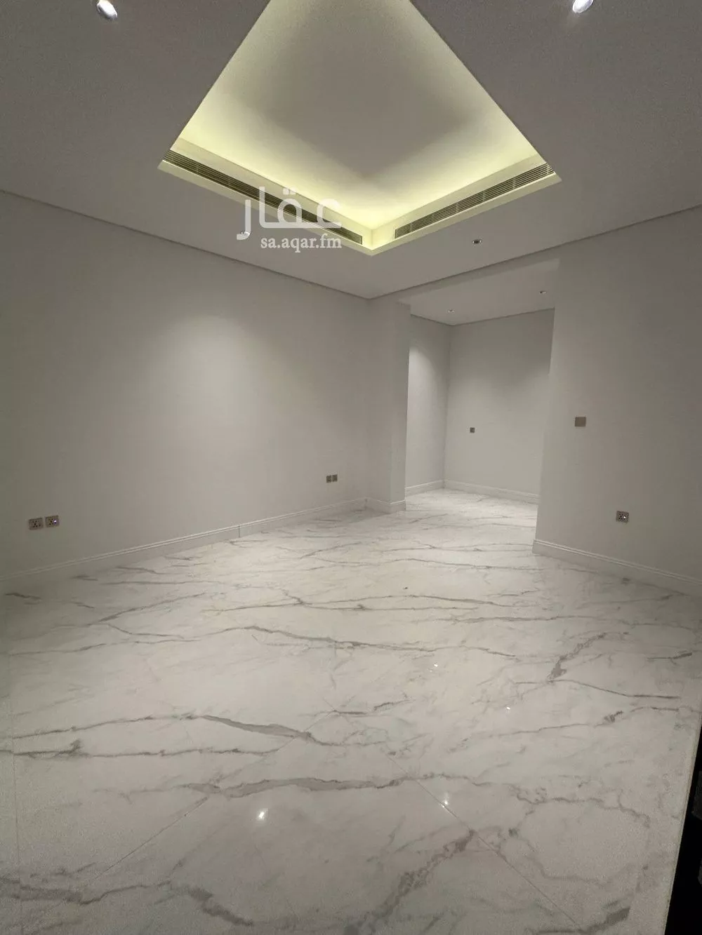 5 bedroom floor in Al Qairawan 7