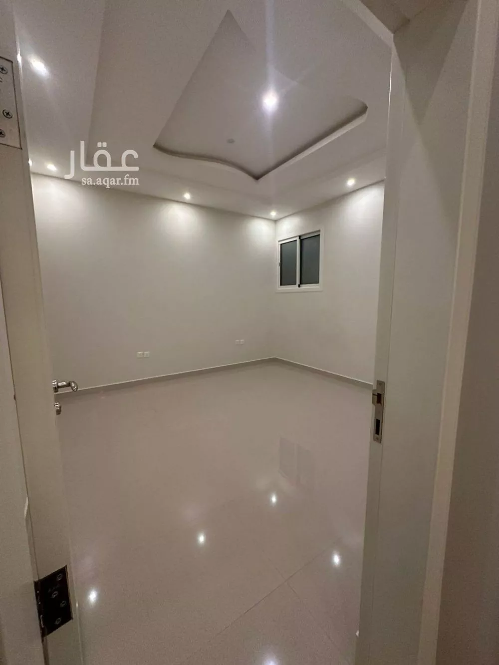 4 bedroom floor in Al Aridh 3