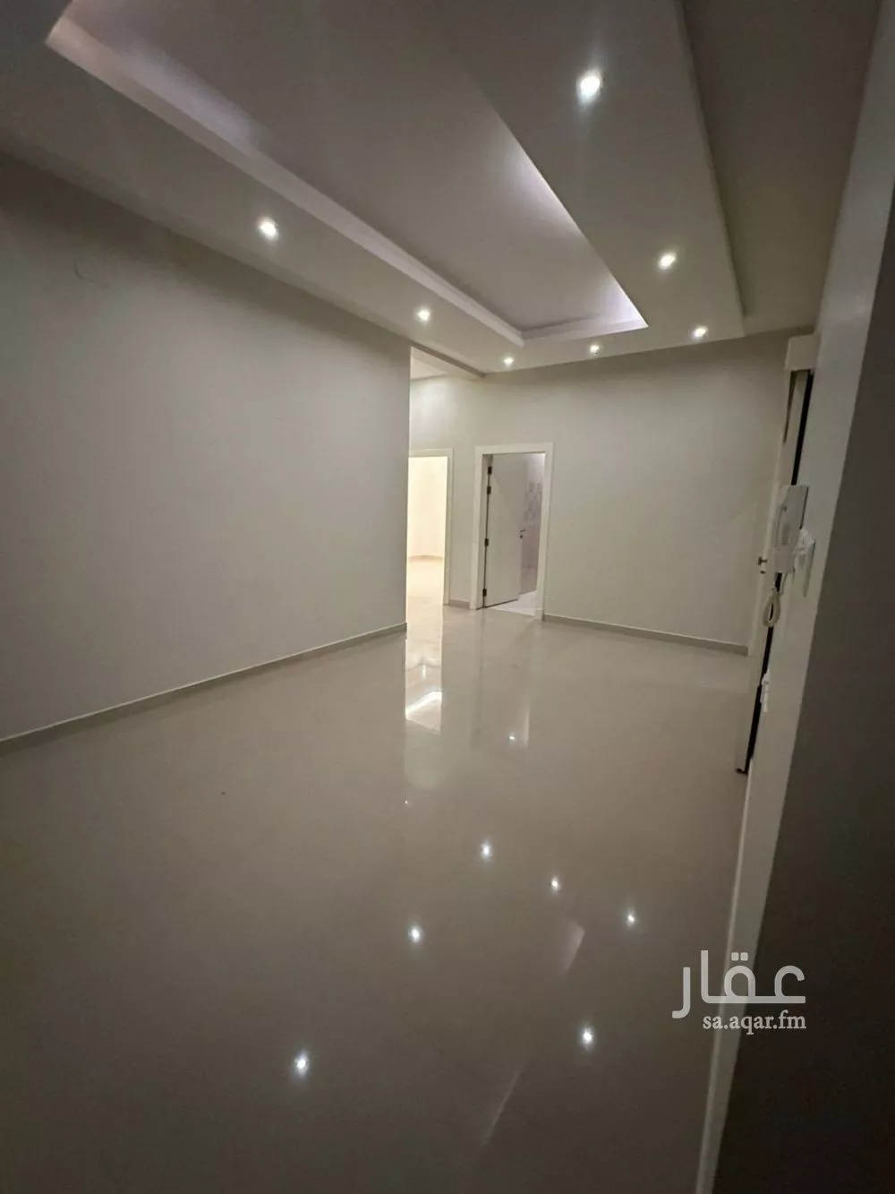 4 bedroom floor in Al Aridh 6