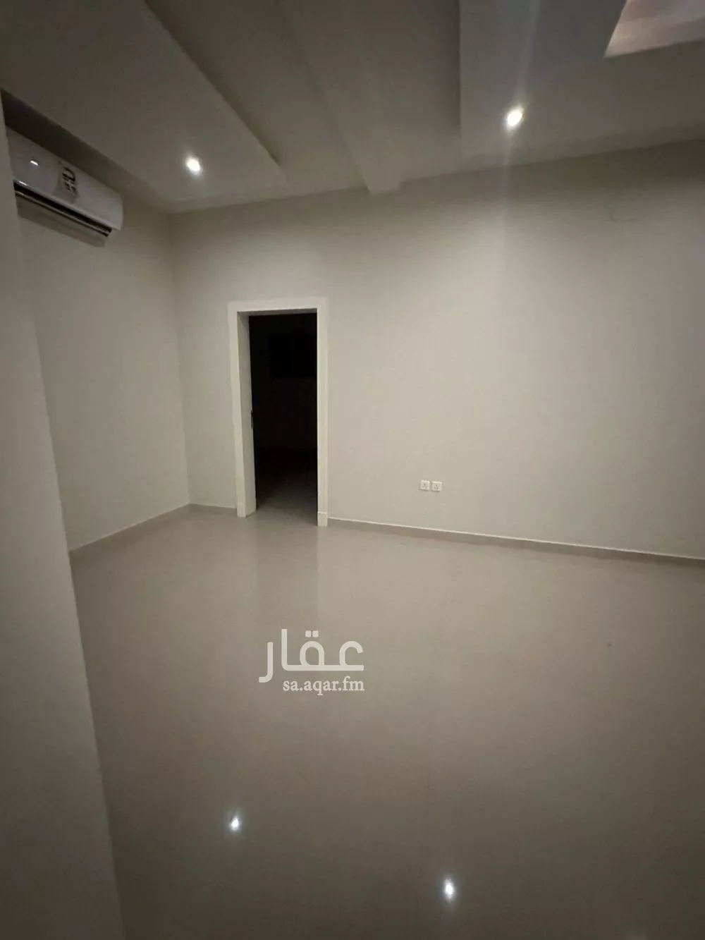 4 bedroom floor in Al Aridh 7
