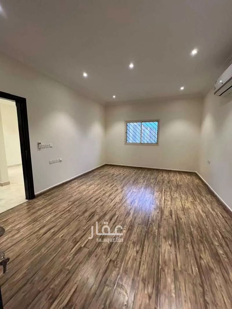 5 bedroom floor in Al Yasmin 6