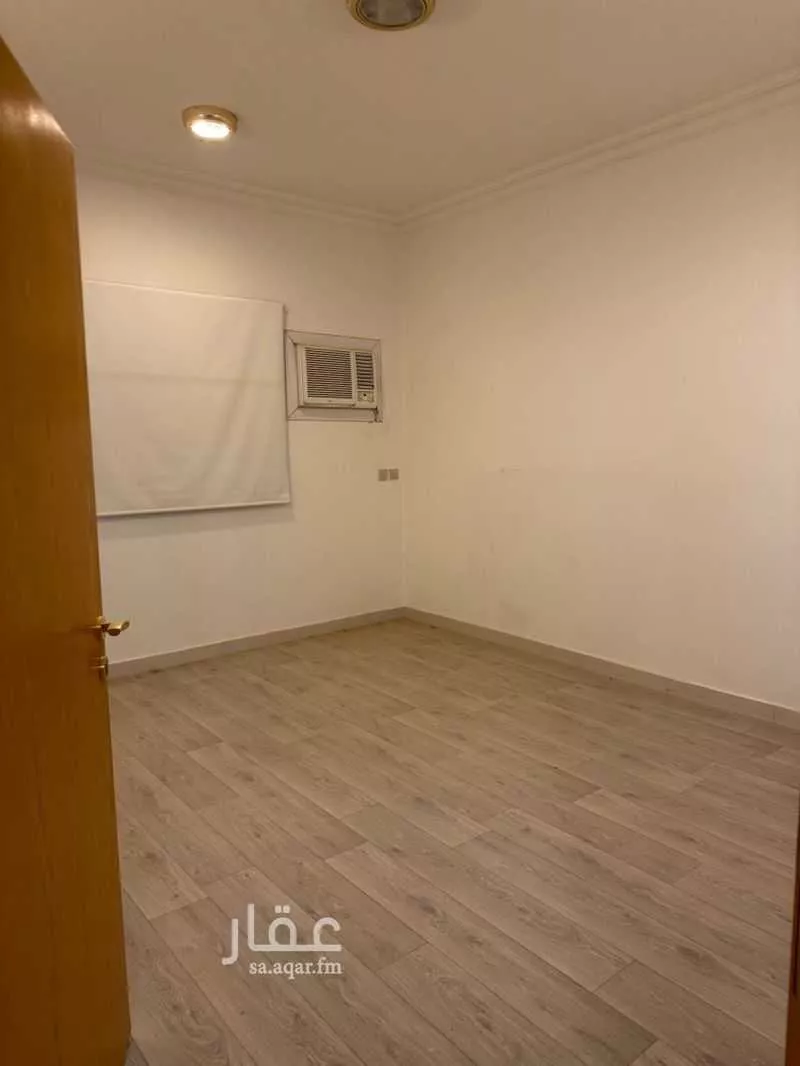 4 bedroom floor in Irqah 4