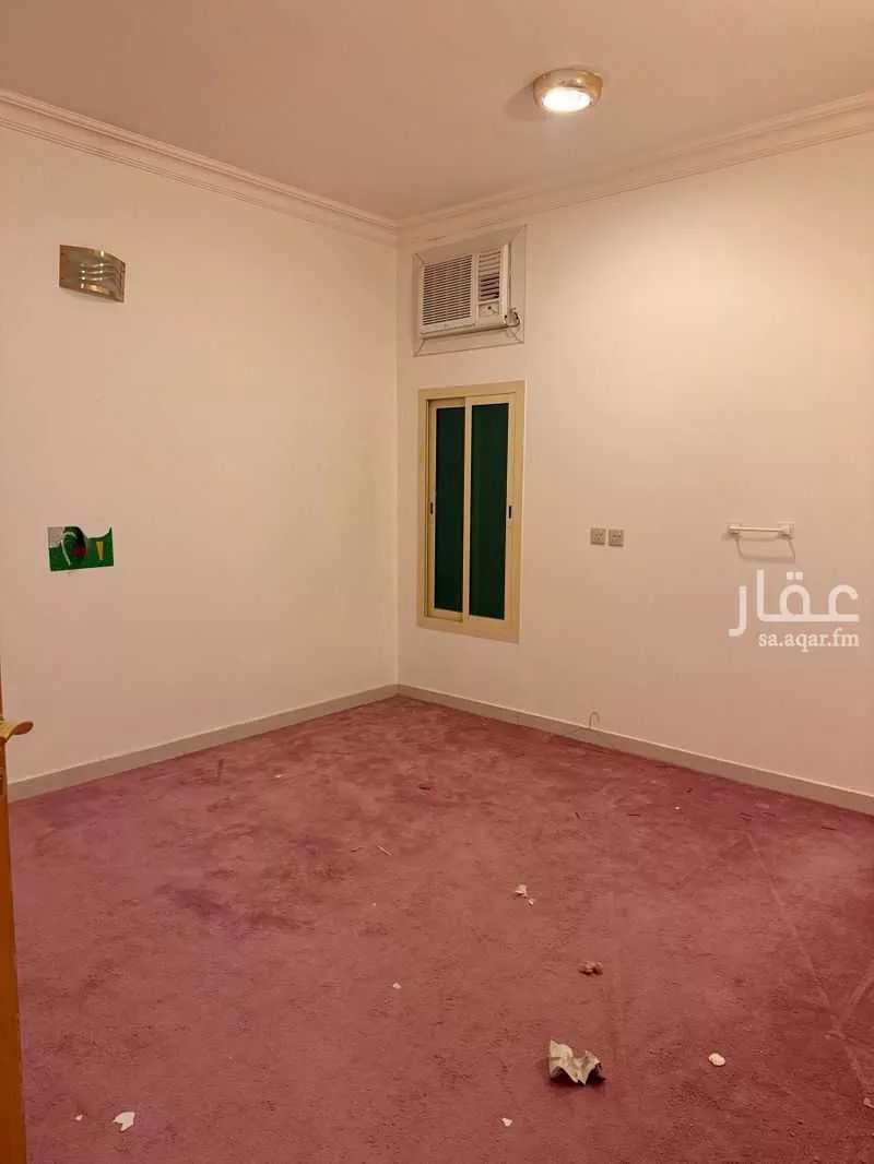 4 bedroom floor in Irqah 8