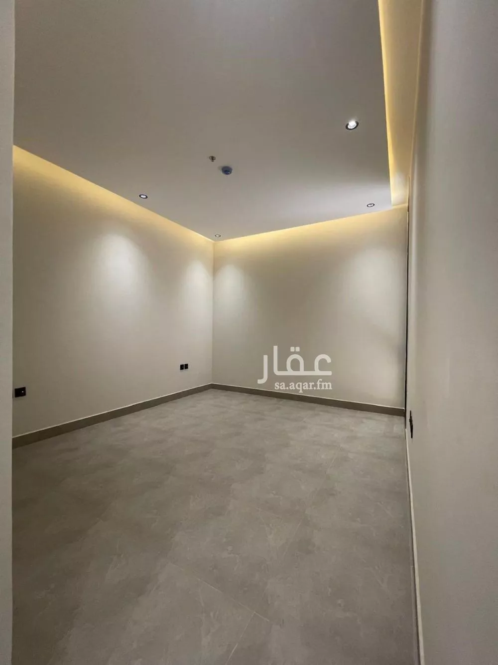 4 bedroom floor in Al Rimal 11