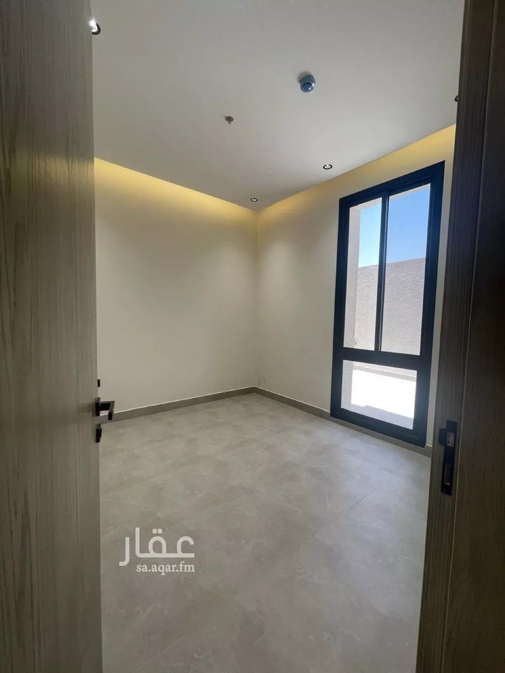 4 bedroom floor in Al Rimal 5