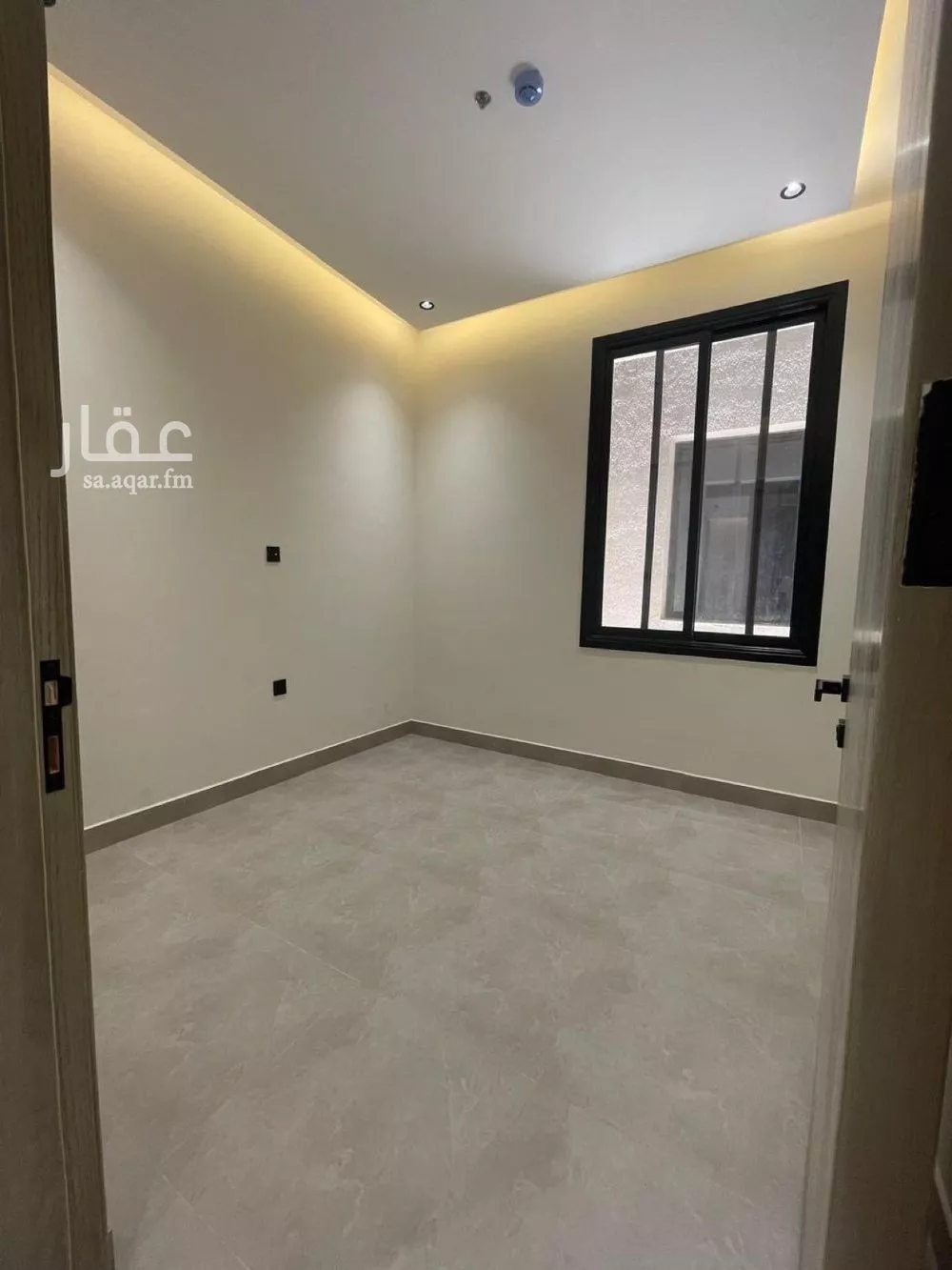 4 bedroom floor in Al Rimal 8