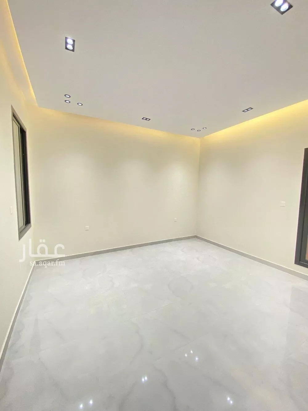 3 bedroom floor in King Fahd 11