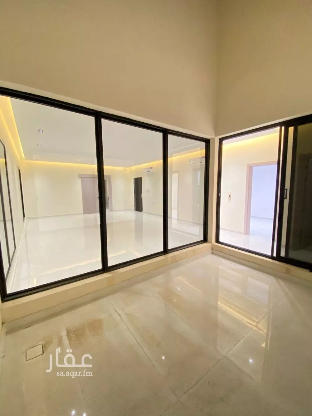 3 bedroom floor in King Fahd 13