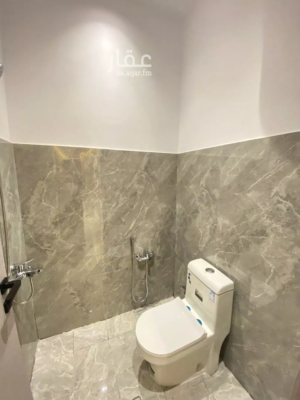 3 bedroom floor in King Fahd 7
