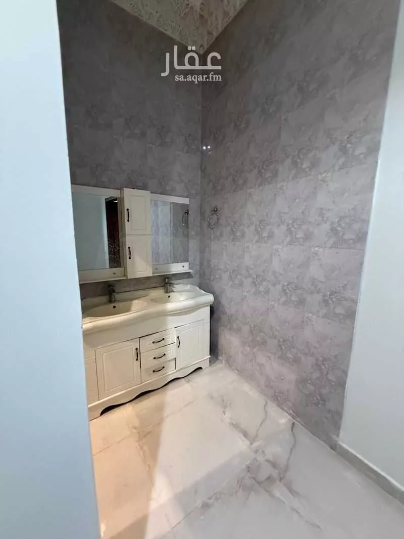3 bedroom floor in Al Wurud 11