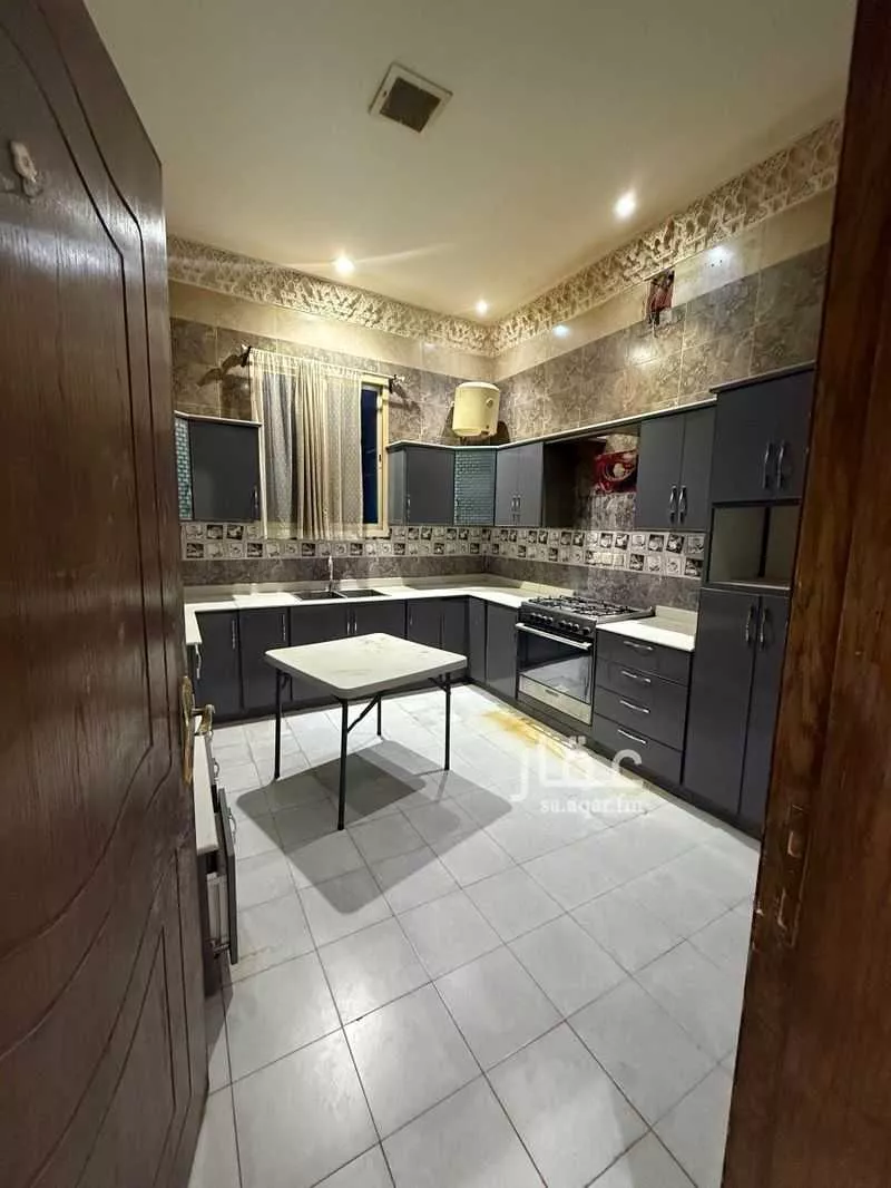 3 bedroom floor in Al Wurud 5