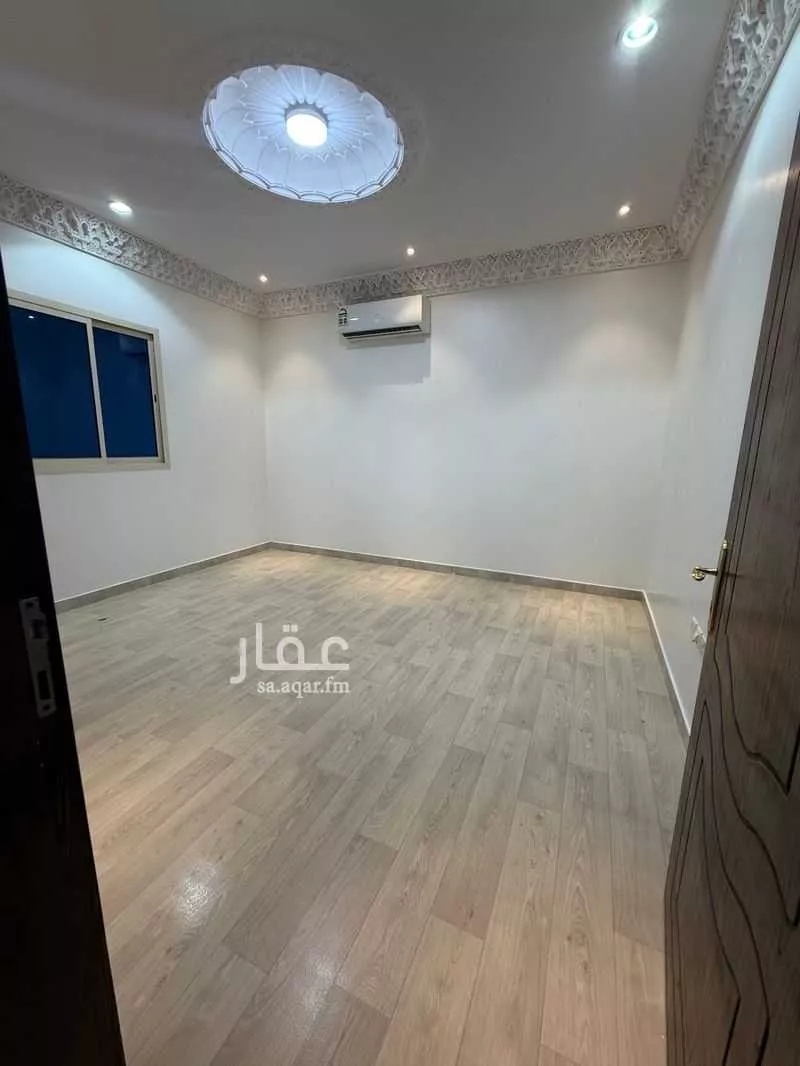 3 bedroom floor in Al Wurud 8