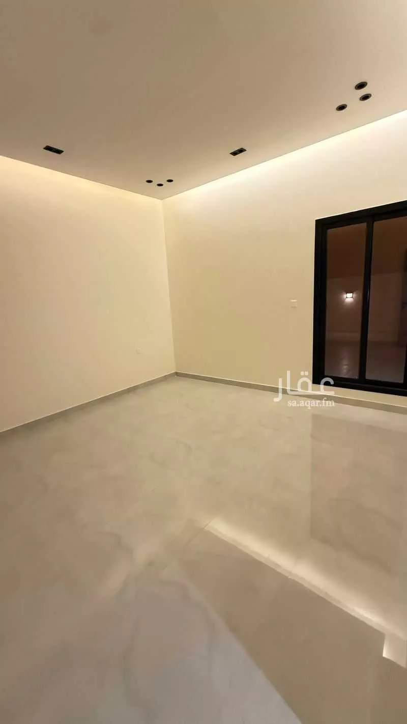 3 bedroom floor in King Fahd 13
