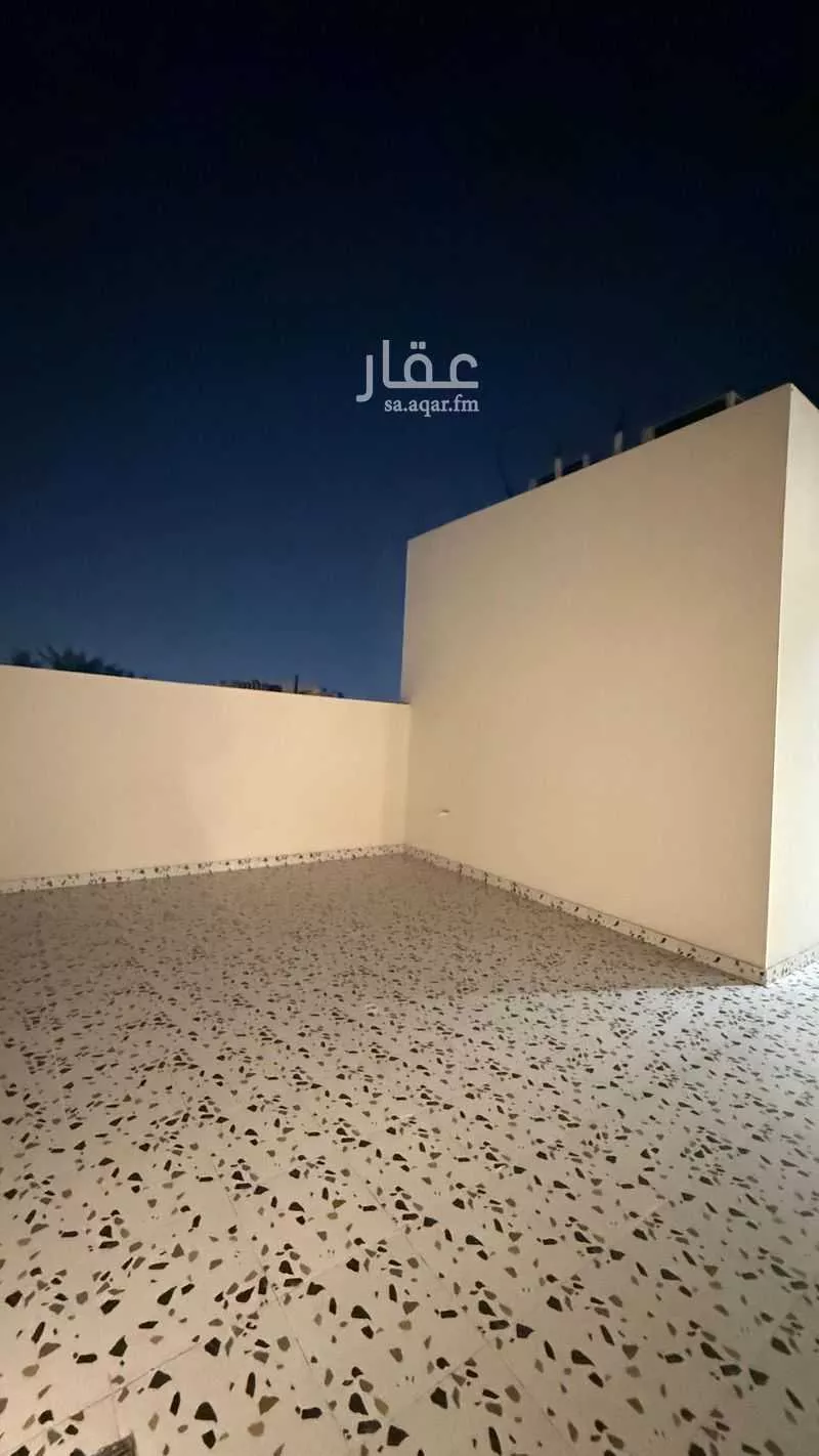 3 bedroom floor in King Fahd 16