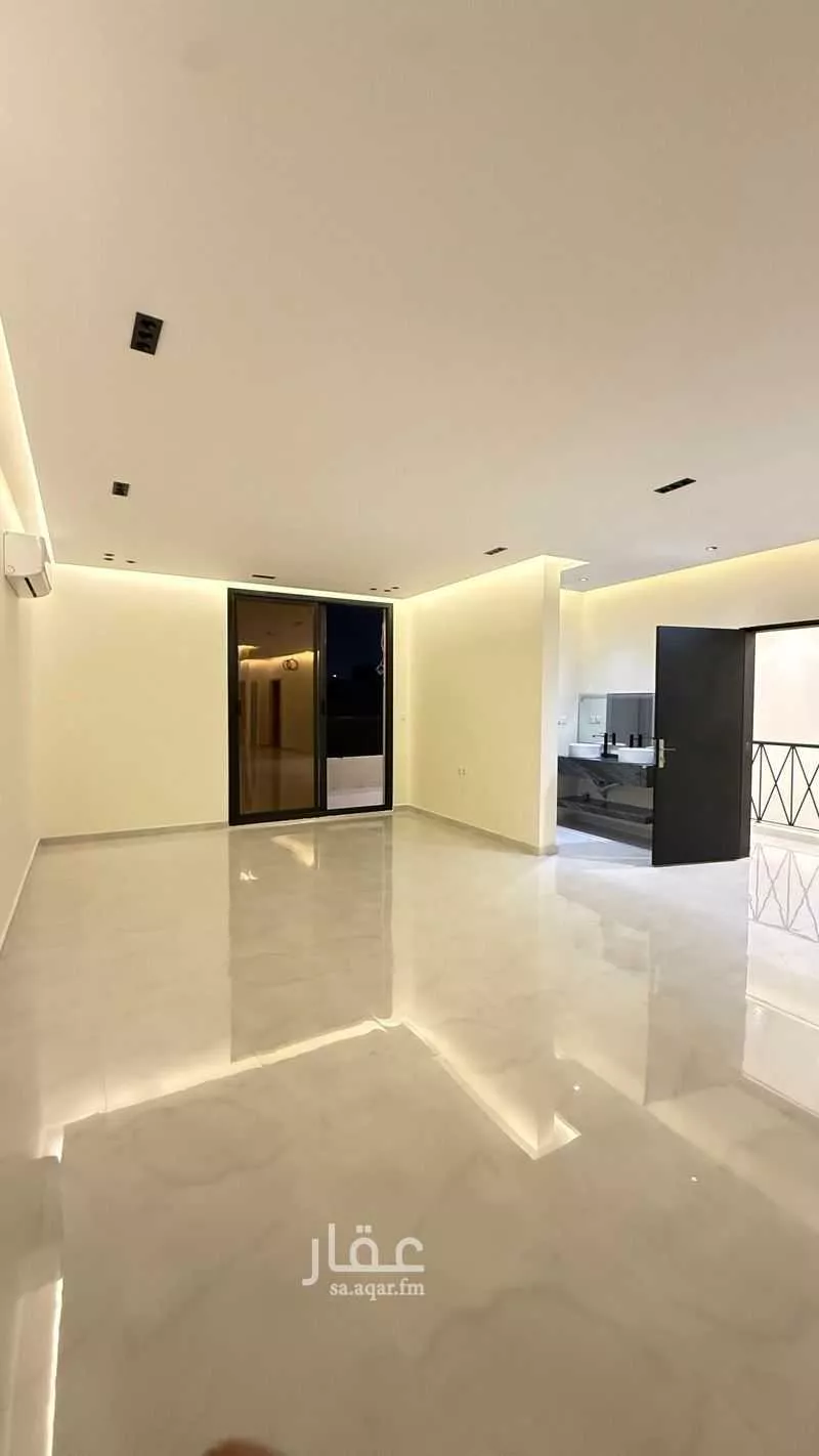 3 bedroom floor in King Fahd 4