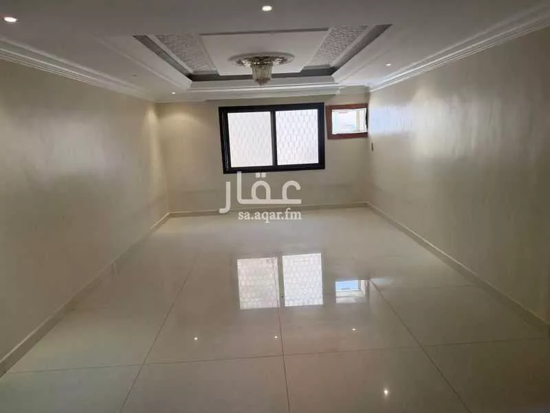 5 bedroom floor in Al Rabwa 13