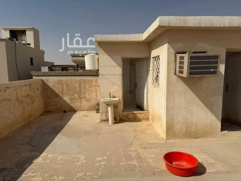 5 bedroom floor in Al Rabwa 27
