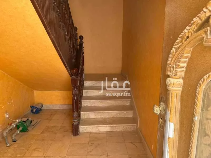 5 bedroom floor in Al Rabwa 4