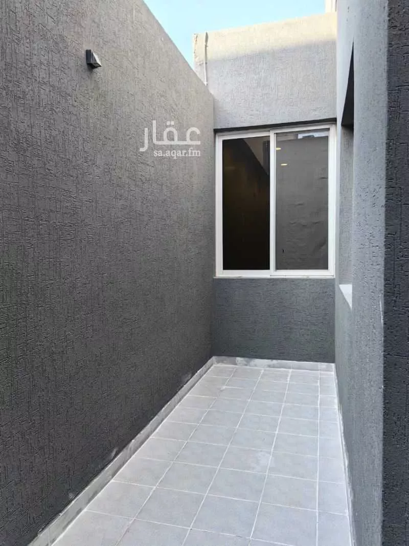 3 bedroom floor in Al Aridh 4