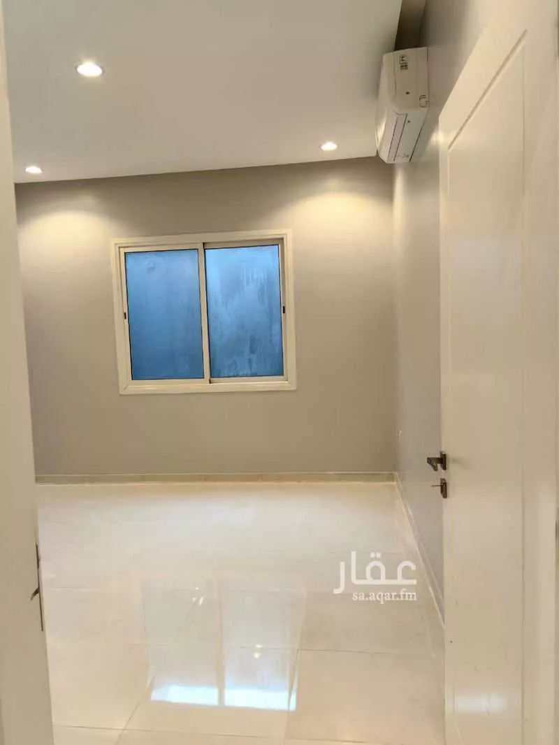 3 bedroom floor in Al Aridh 5