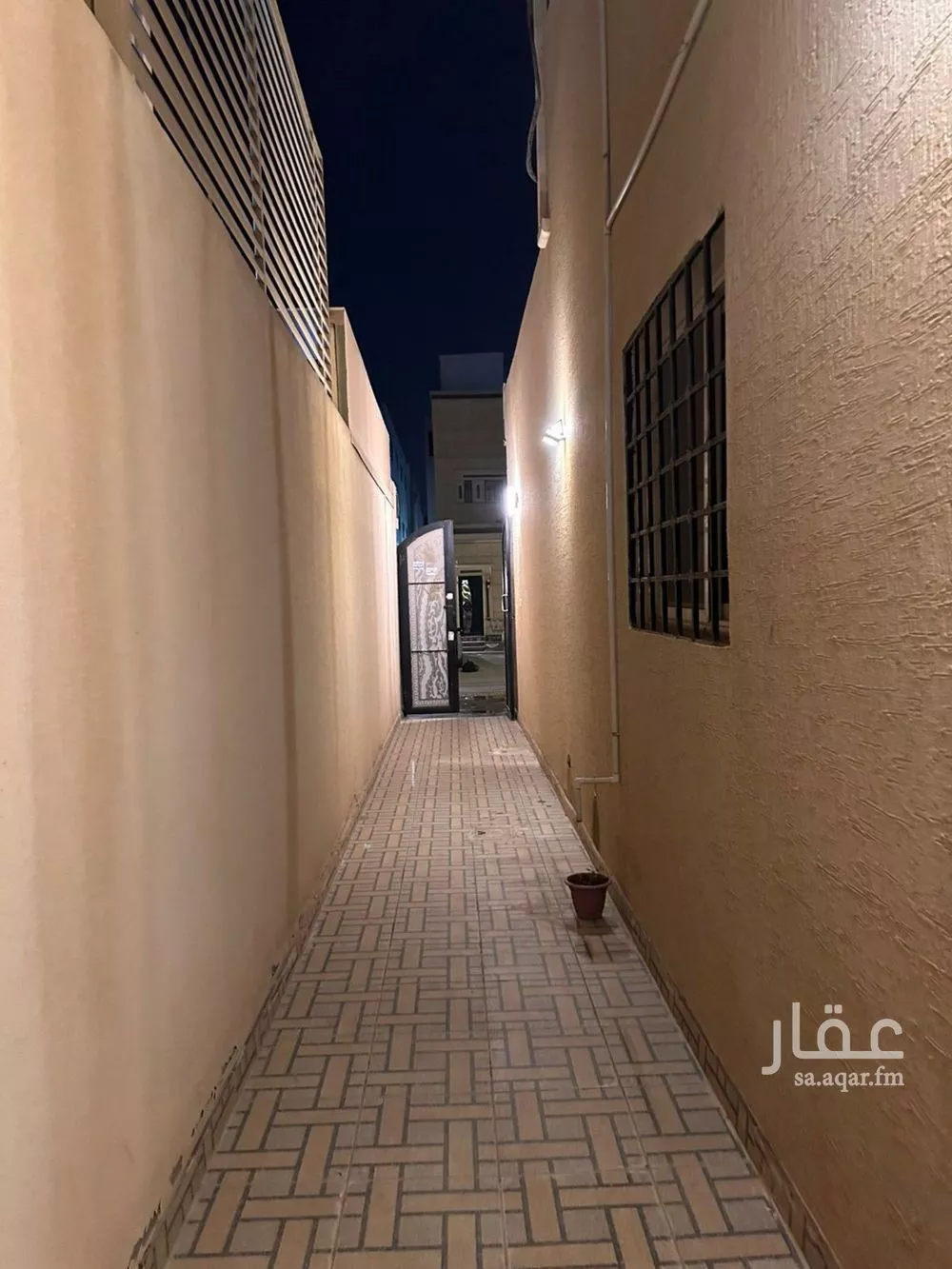3 bedroom floor in Al Rimal 2