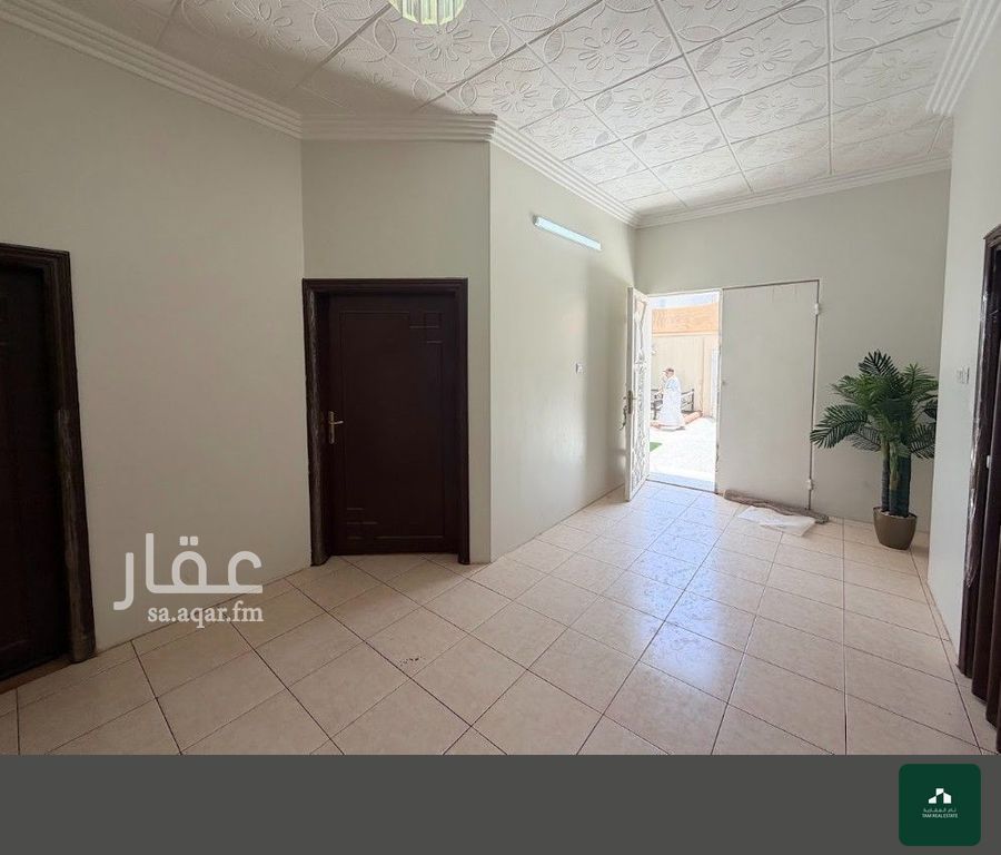 3 bedroom building in King Faisal, Riyadh 5
