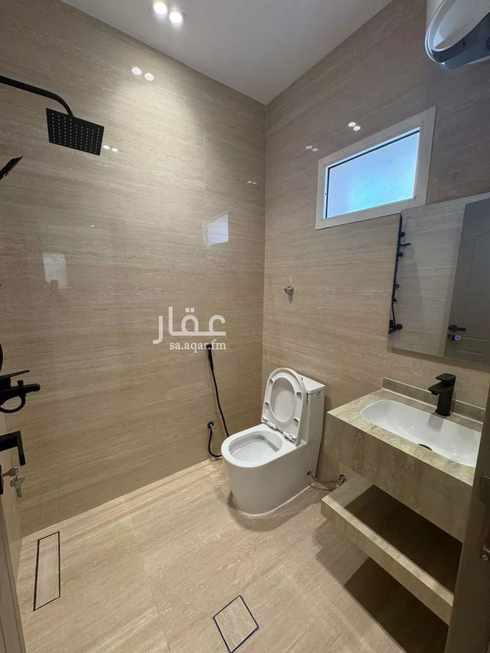دور 3 غرف في النفل 6