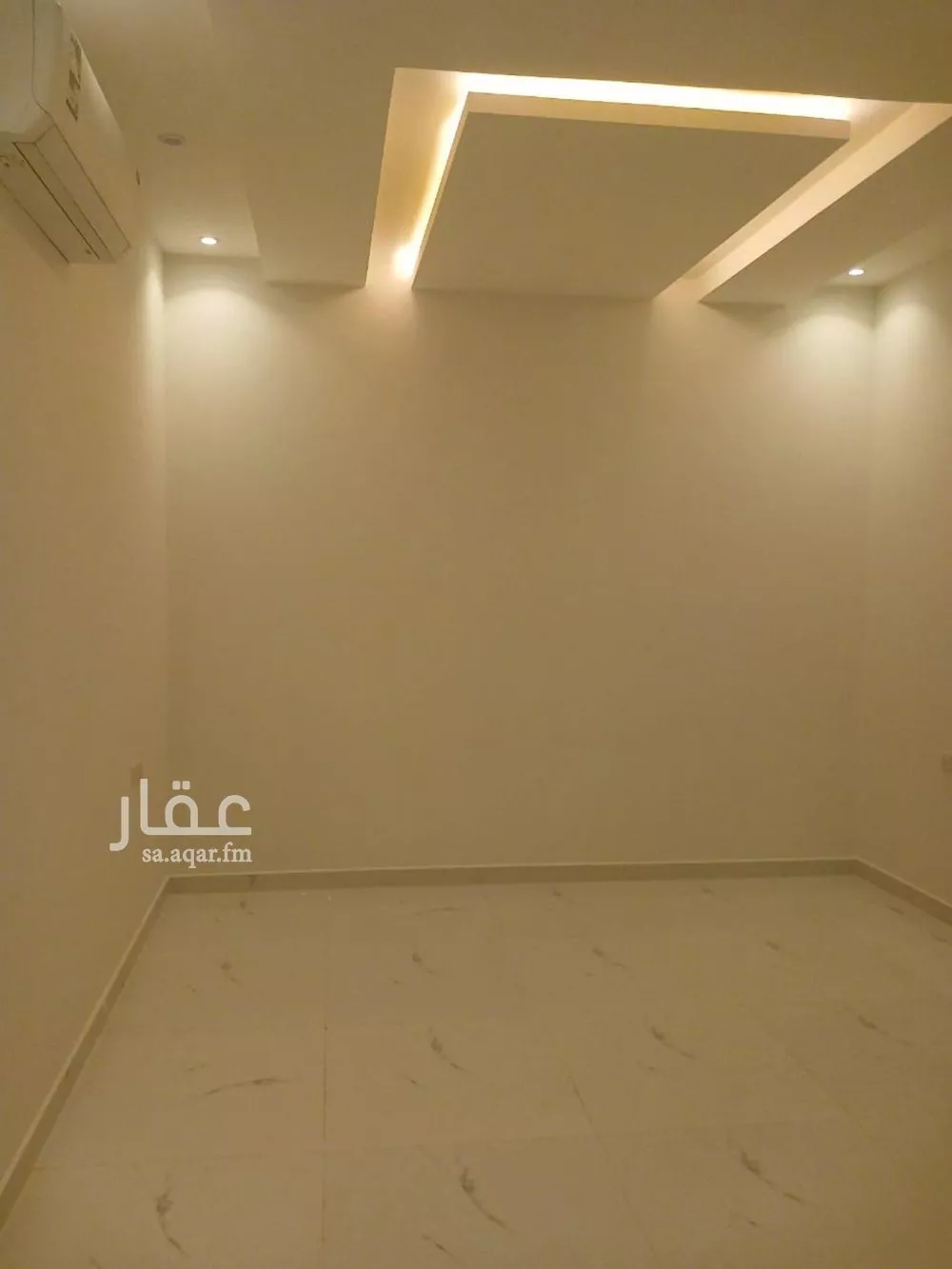 4 bedroom floor in Al Sahafah 5