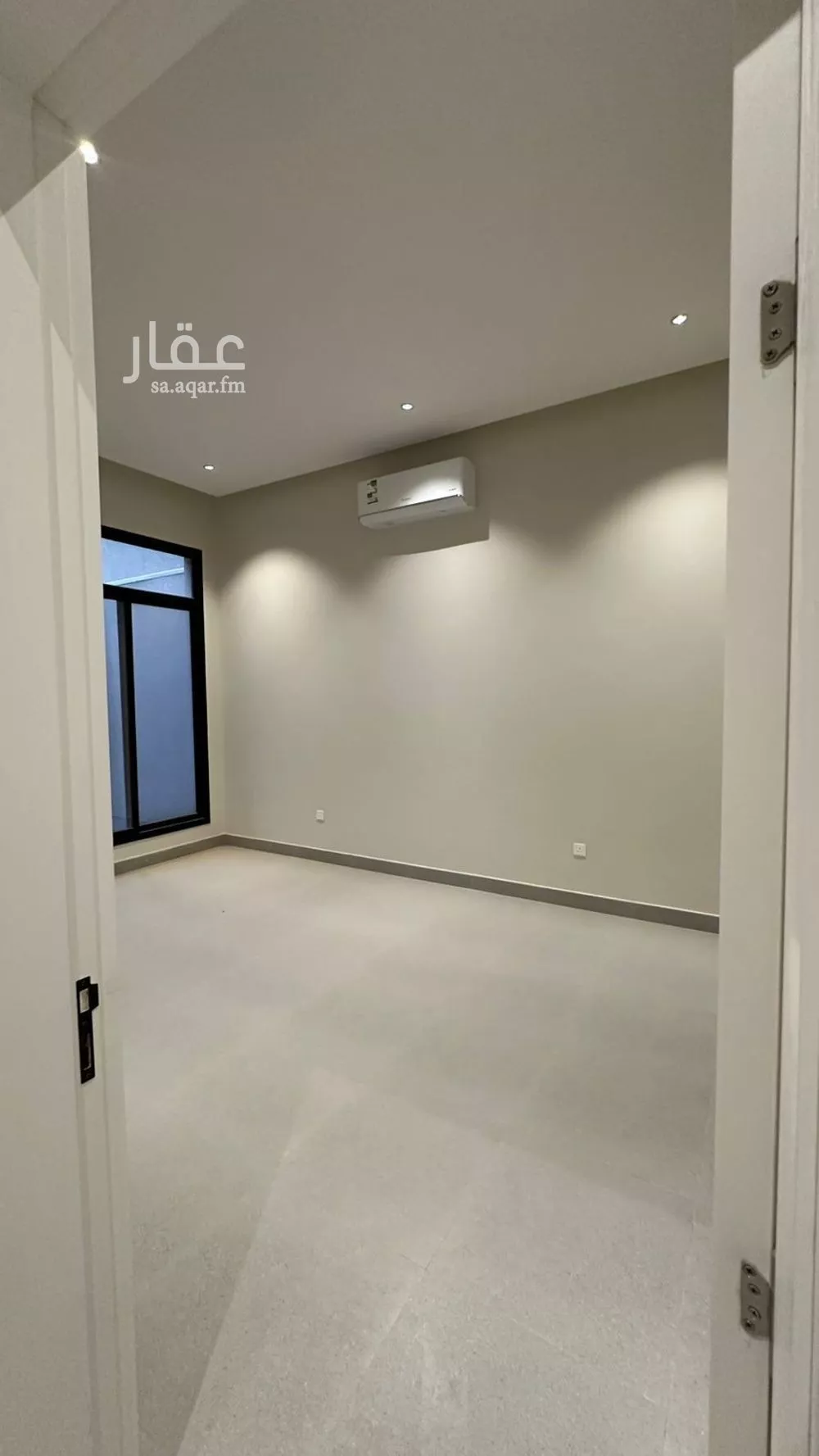 4 bedroom floor in Al Rimal 5