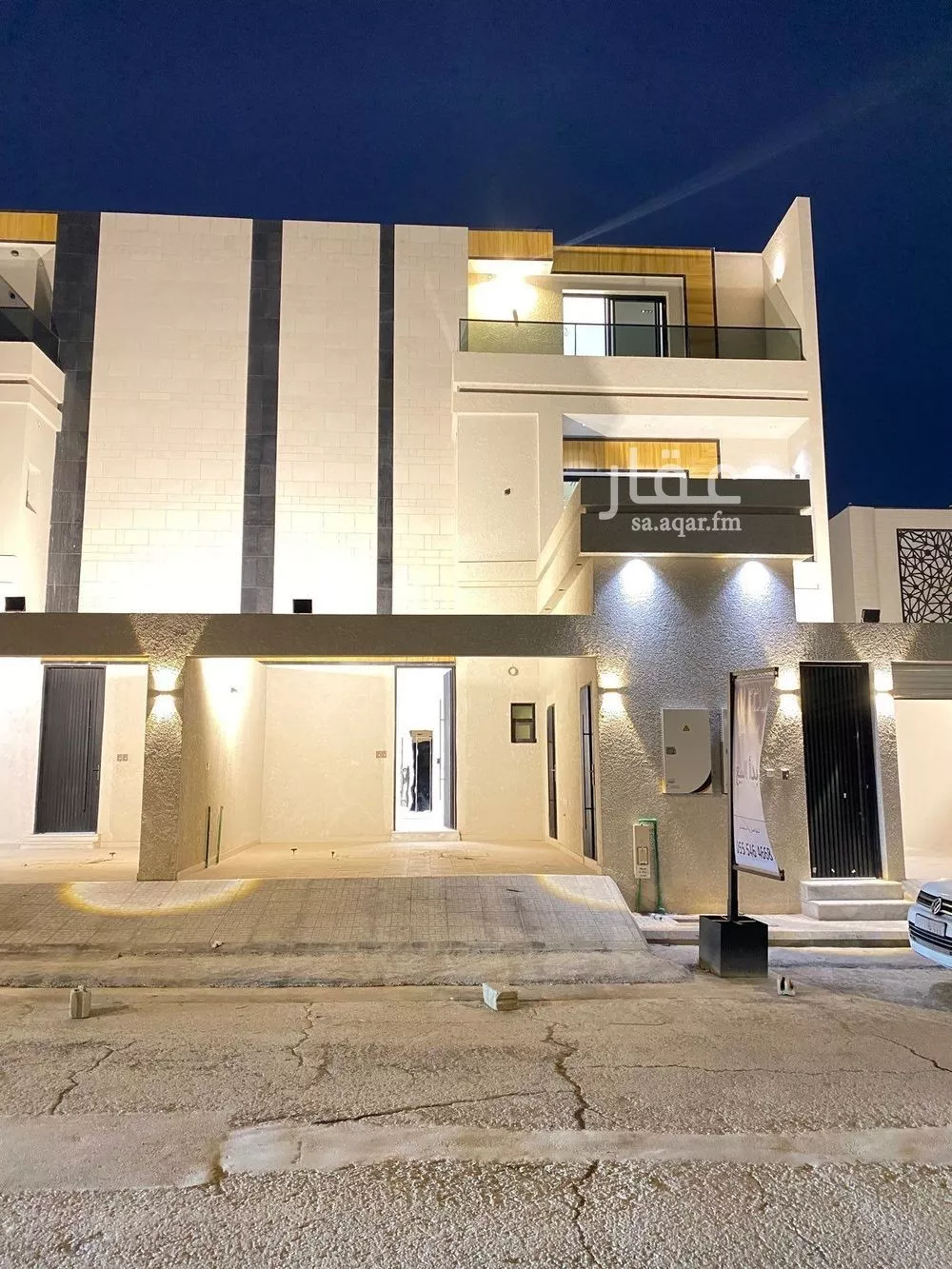 6 bedroom floor in King Fahd 2
