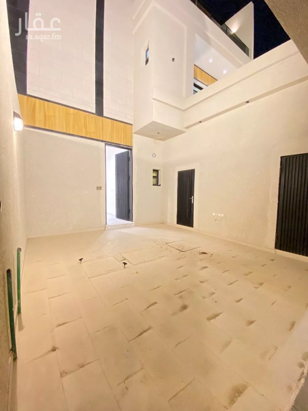 6 bedroom floor in King Fahd 3