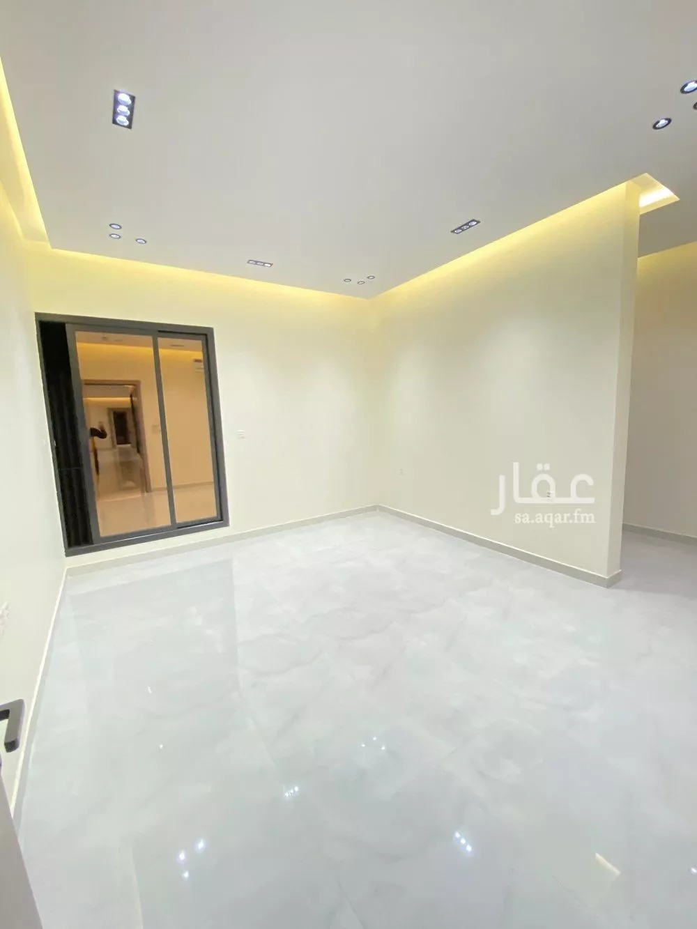 6 bedroom floor in King Fahd 22