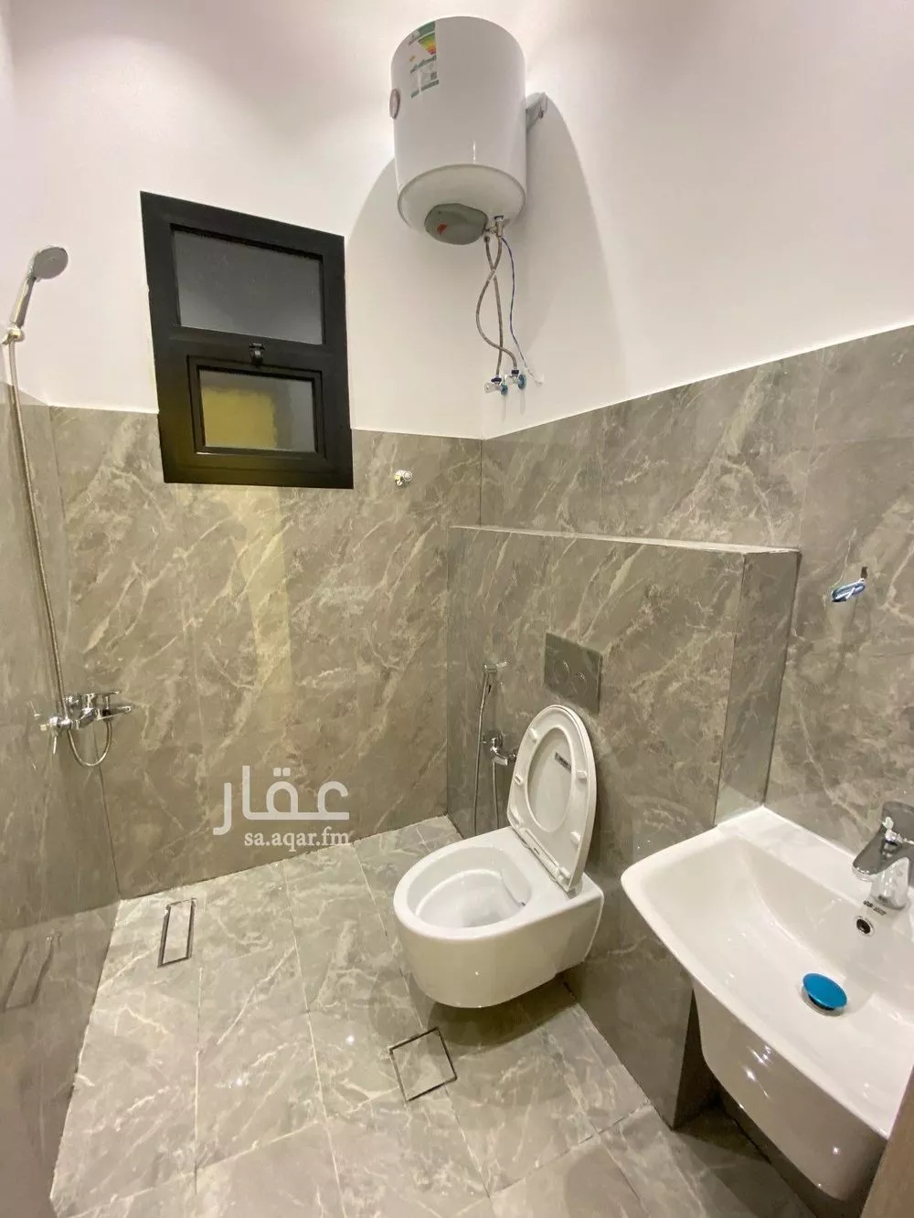 6 bedroom floor in King Fahd 23