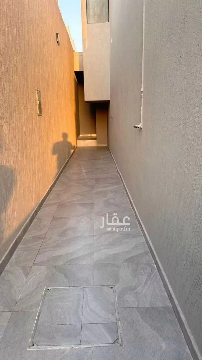 3 bedroom floor in Dhahrat Namar 16