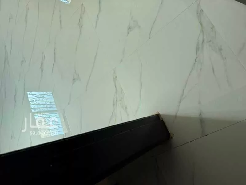 5 bedroom floor in Irqah 4