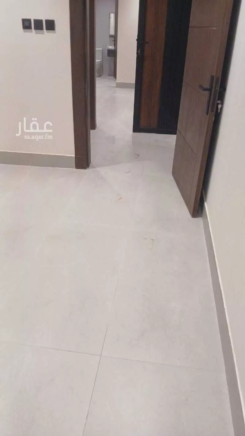 4 bedroom floor in Jarir 2