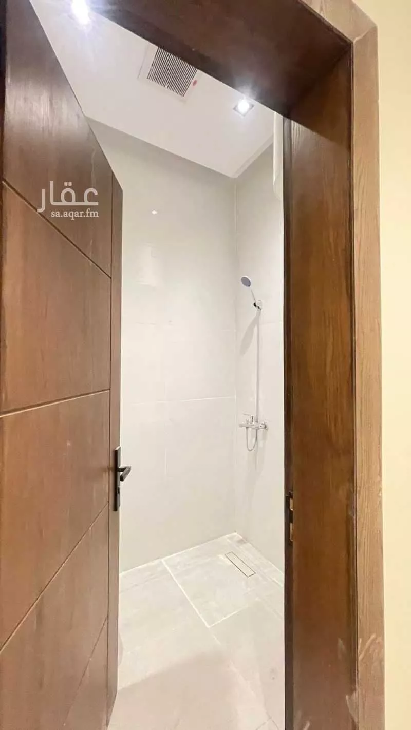 4 bedroom floor in Jarir 15