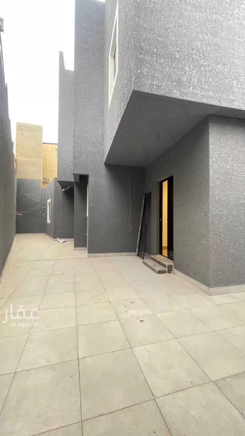 4 bedroom floor in Jarir 17