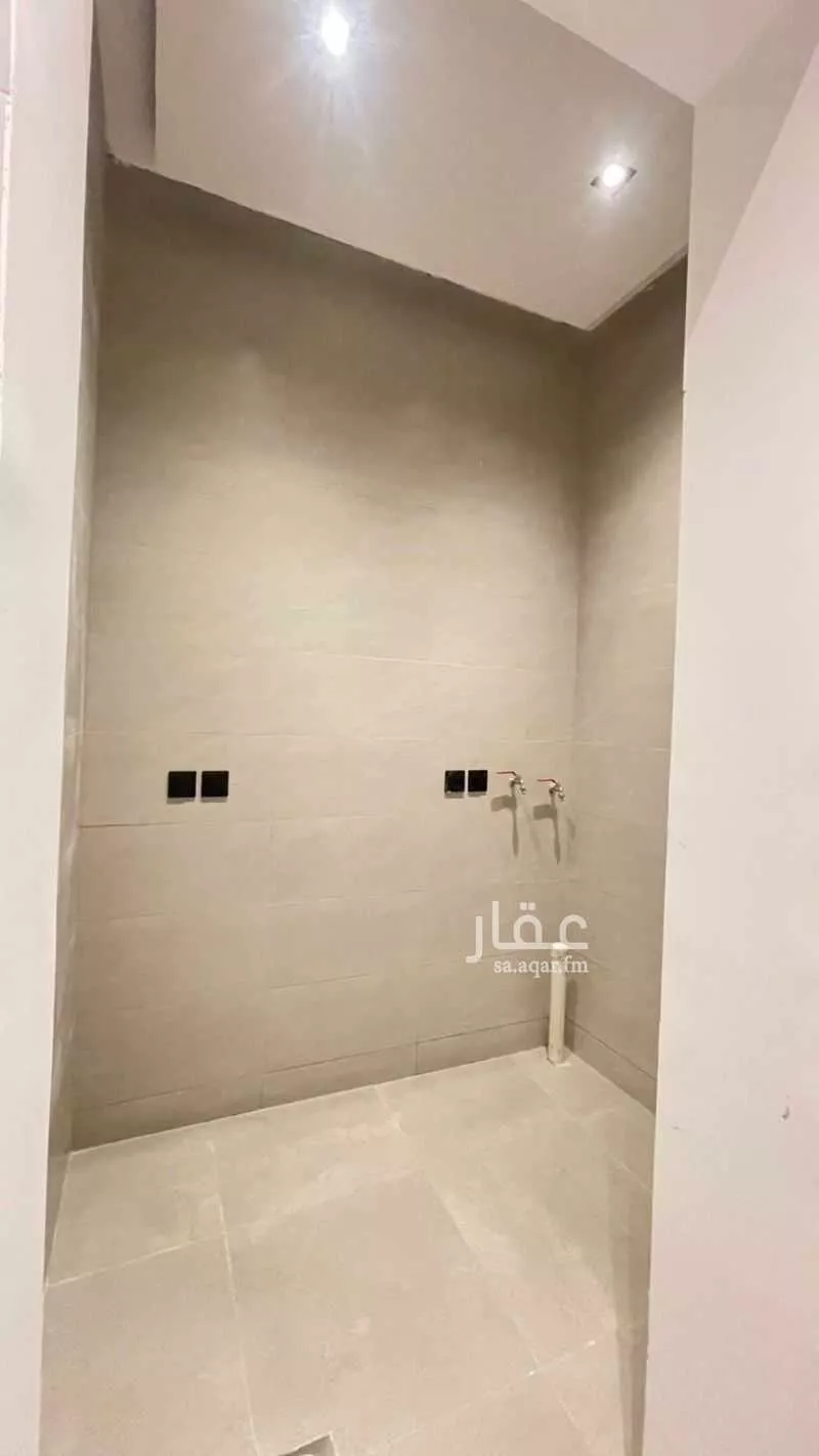 4 bedroom floor in Jarir 5