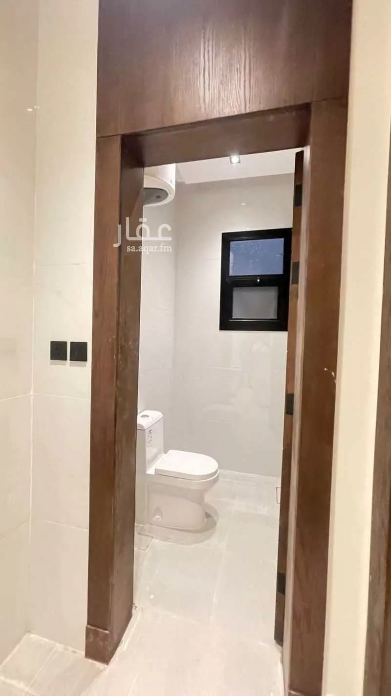 4 bedroom floor in Jarir 6