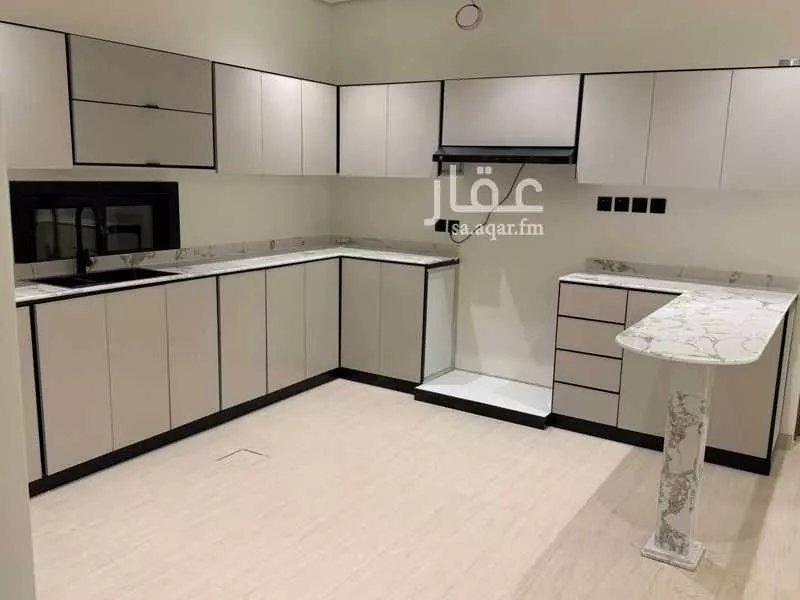 4 bedroom floor in Al Aridh 9