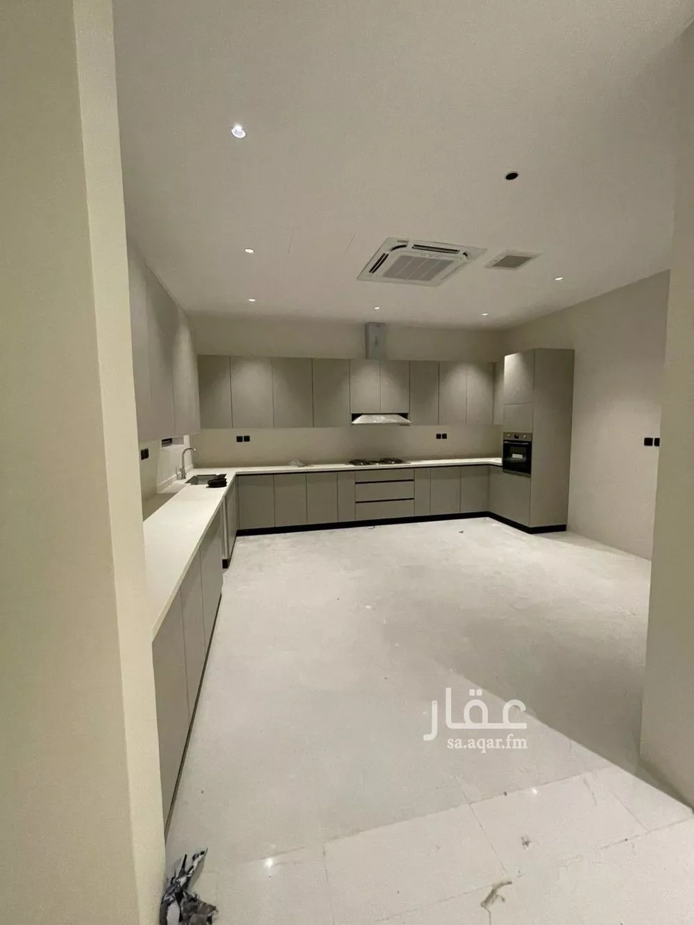 5 bedroom floor in Al Falah 11