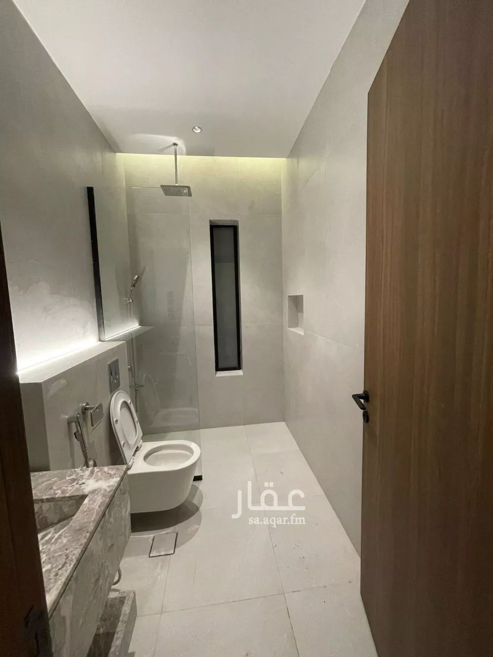 5 bedroom floor in Al Falah 15