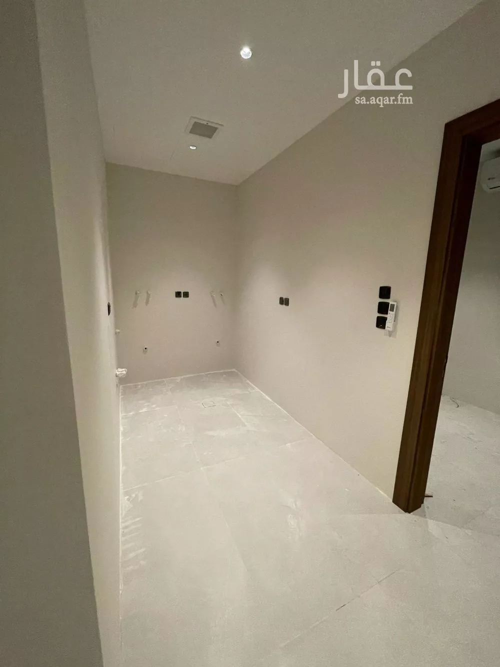5 bedroom floor in Al Falah 17